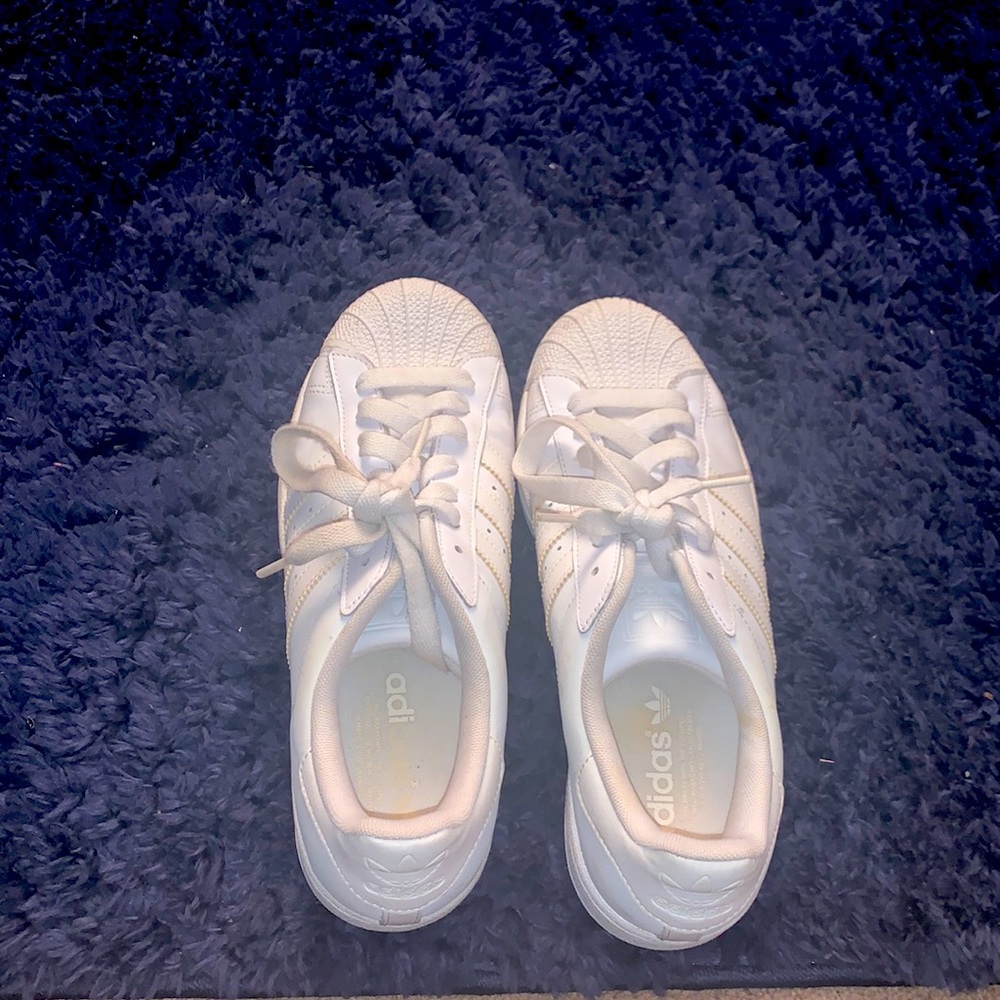 Fresh clean Adidas